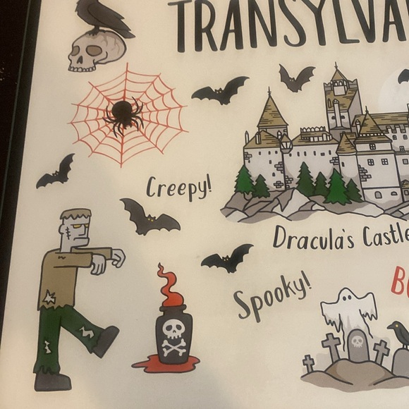 Halloween Themed Cutting Board - Picture 4 of 7